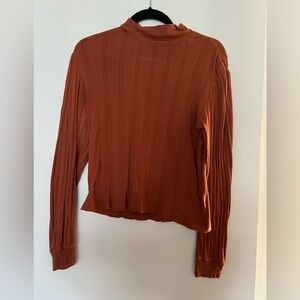 Doen Long-Sleeve Knit Top